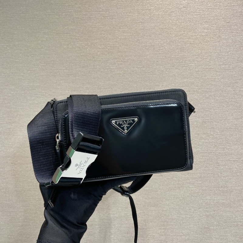 Pra*a waist chest packs